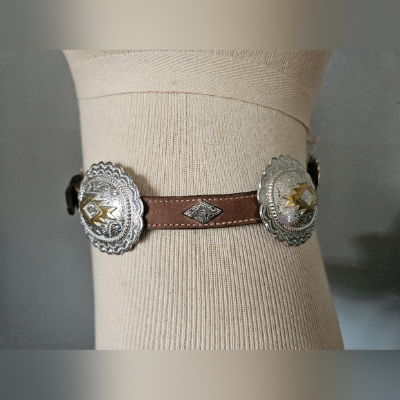 TONY LAMA Concho Belt! - Picture 3 of 10
